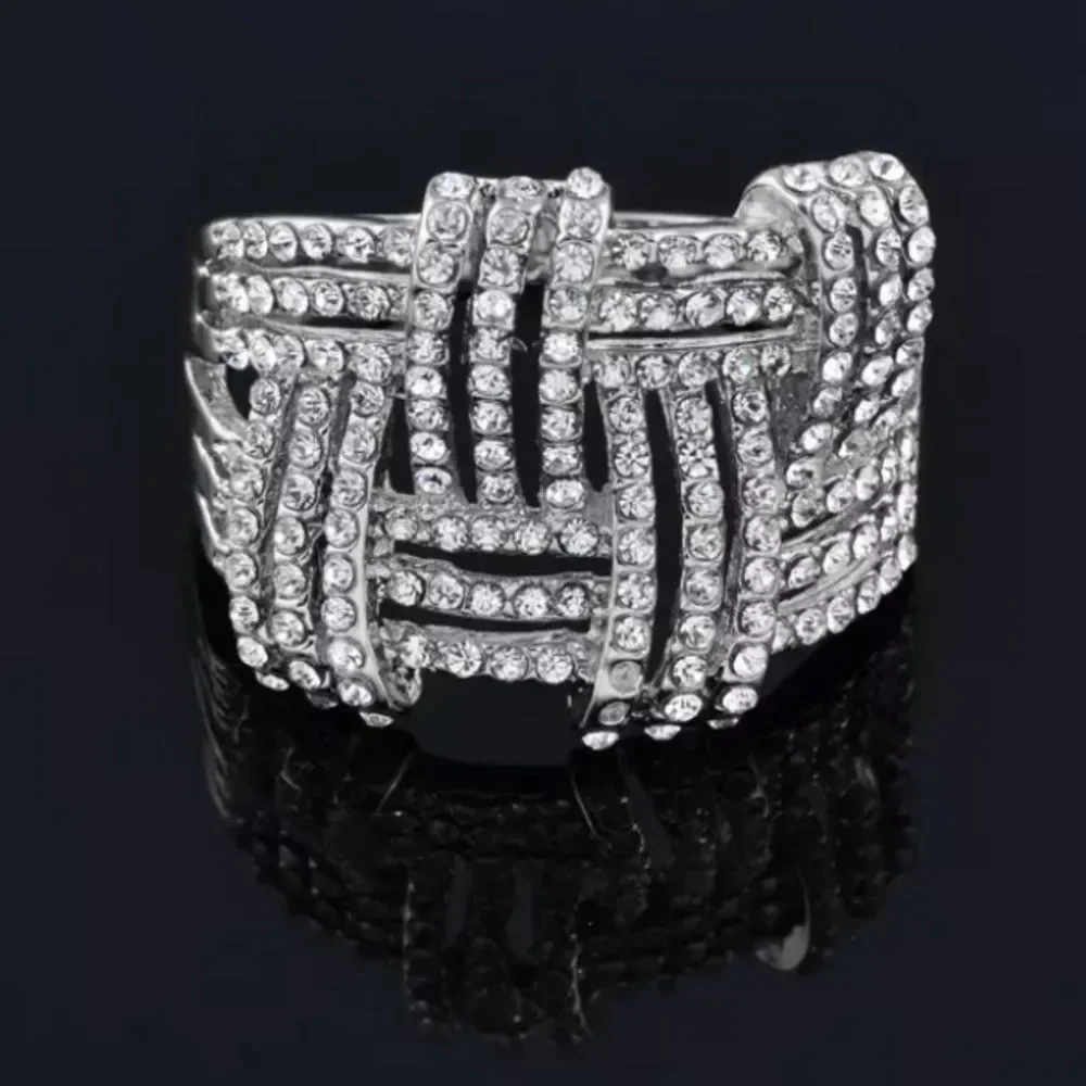 NWT Beautiful Cocktail Ring(size 10) - Picture 3 of 9